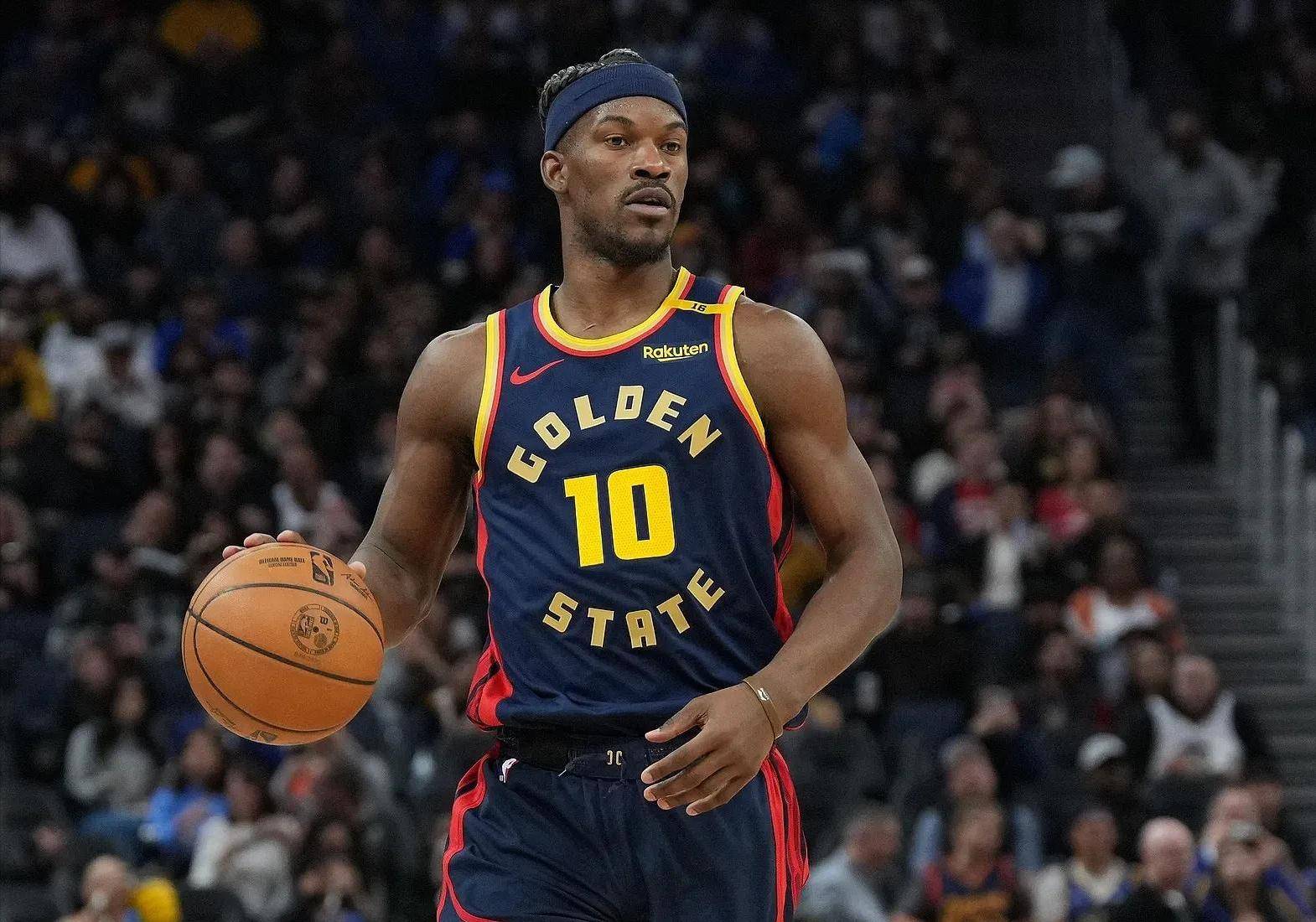 包含雄鹿主场力克灰熊，取得连胜的词条