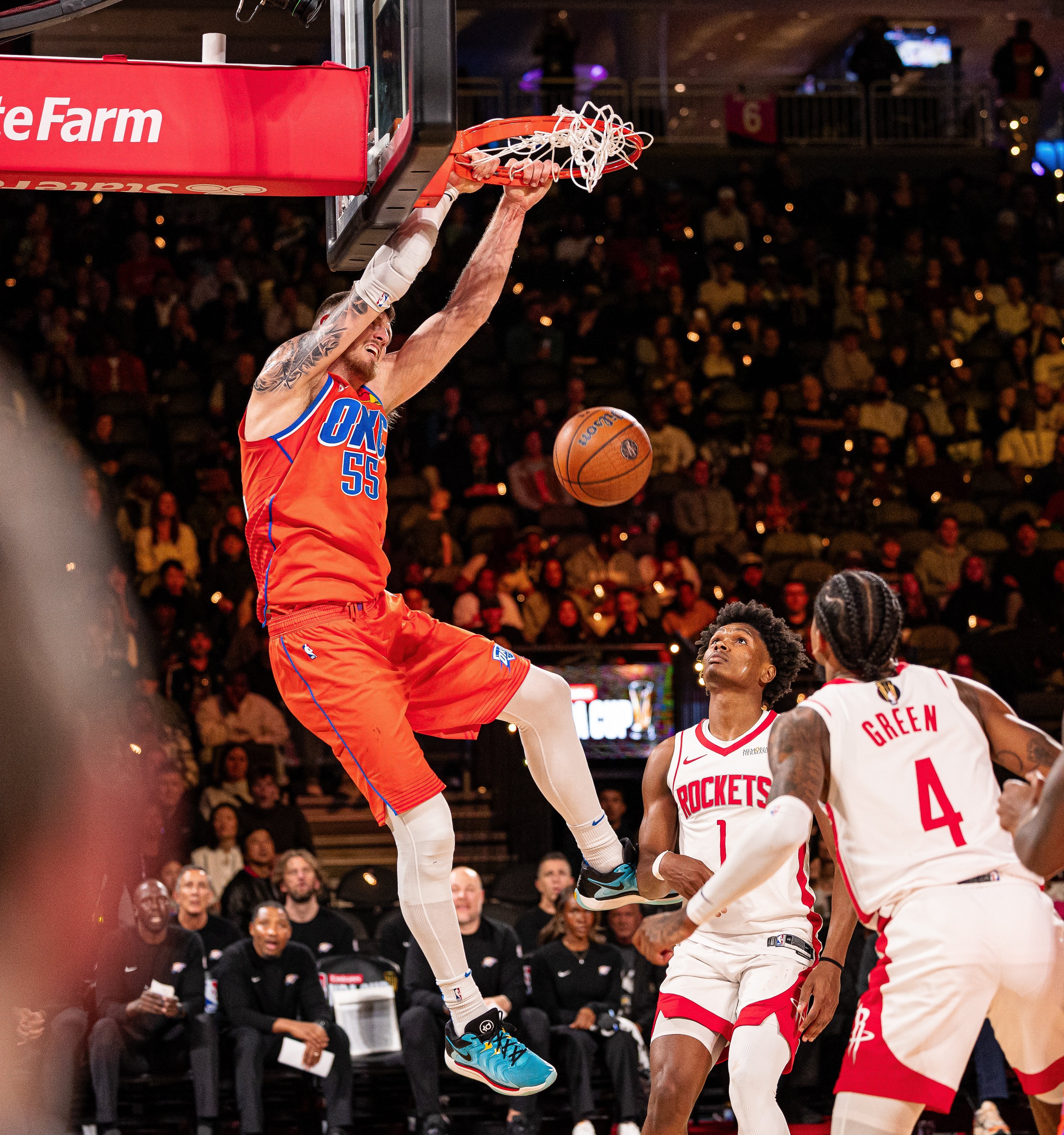 快船鏖战篮网，拉文统治全场