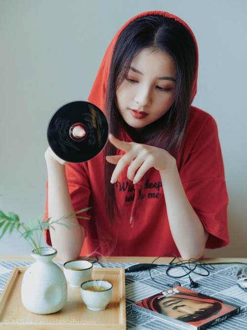 克莱双刃出鞘！雷霆力克北京队，攻防两端尽显统治力