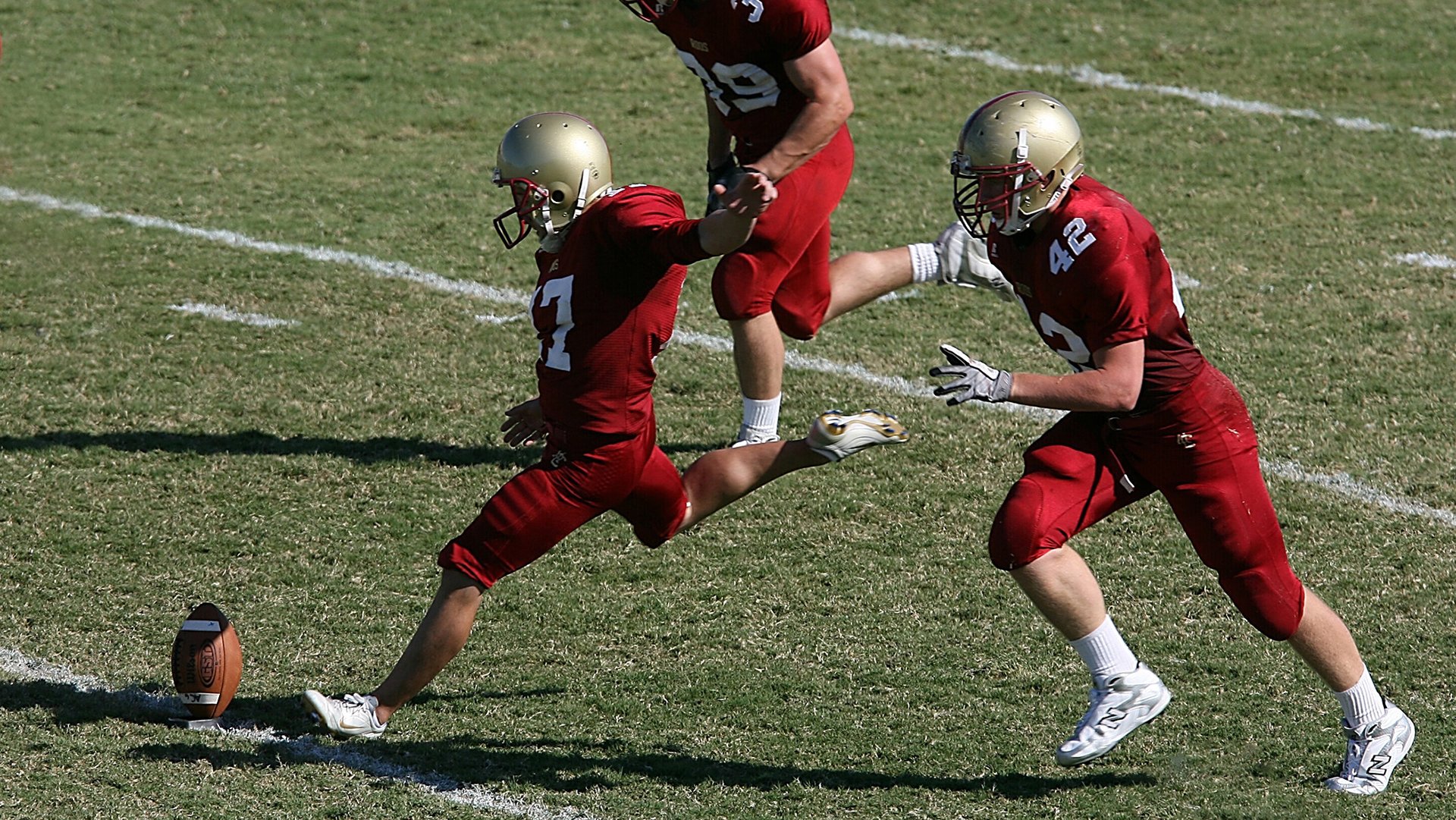 足球的清晨,当李刚仁点燃亚洲之光,爱尔兰的绝杀奏响命运强音