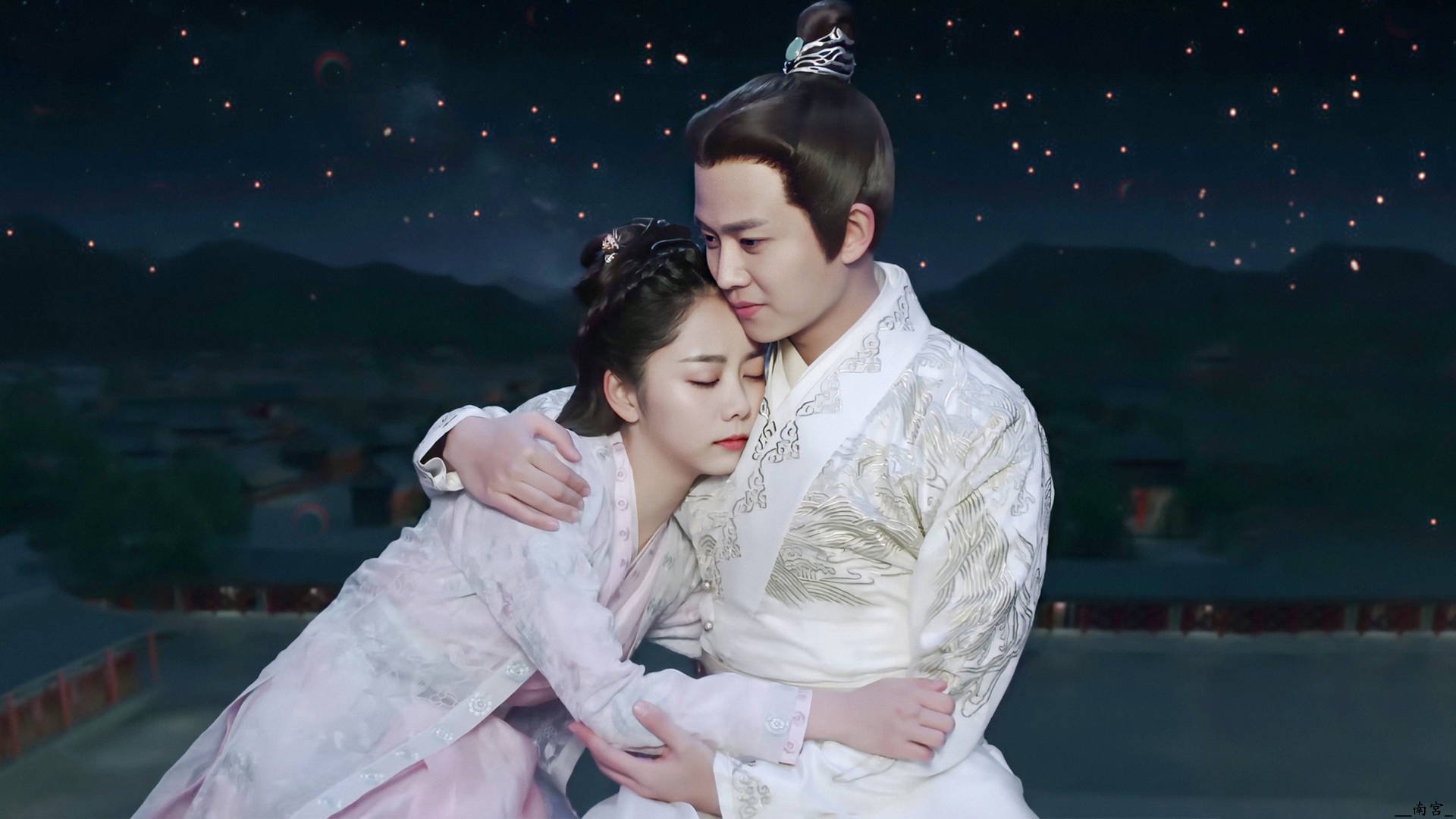 绿茵场与硬木地，西甲国家德比与雄鹿生死战的激情交响